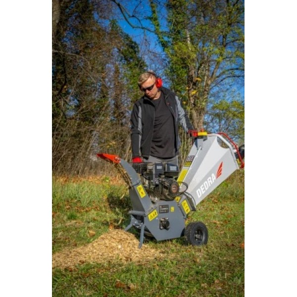 Benzininis šakų smulkintuvas 4,0kW DEDRA DED8684